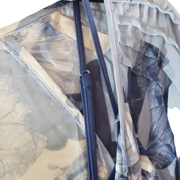 Banana Republic 100% Silk Abstract FloraPrint Tunic Top & Cami adjustable straps - Picture 8 of 13